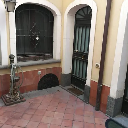 Nyaraló Al Cortile 81 *